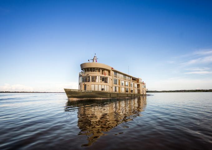 Rejs luksusowym statkiem Delfin III po Amazonce